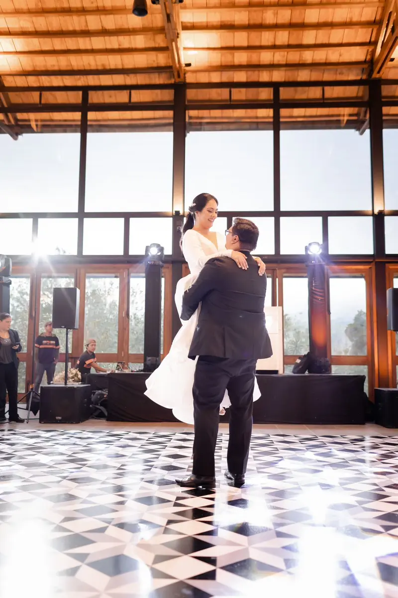 XV años — vals con papá