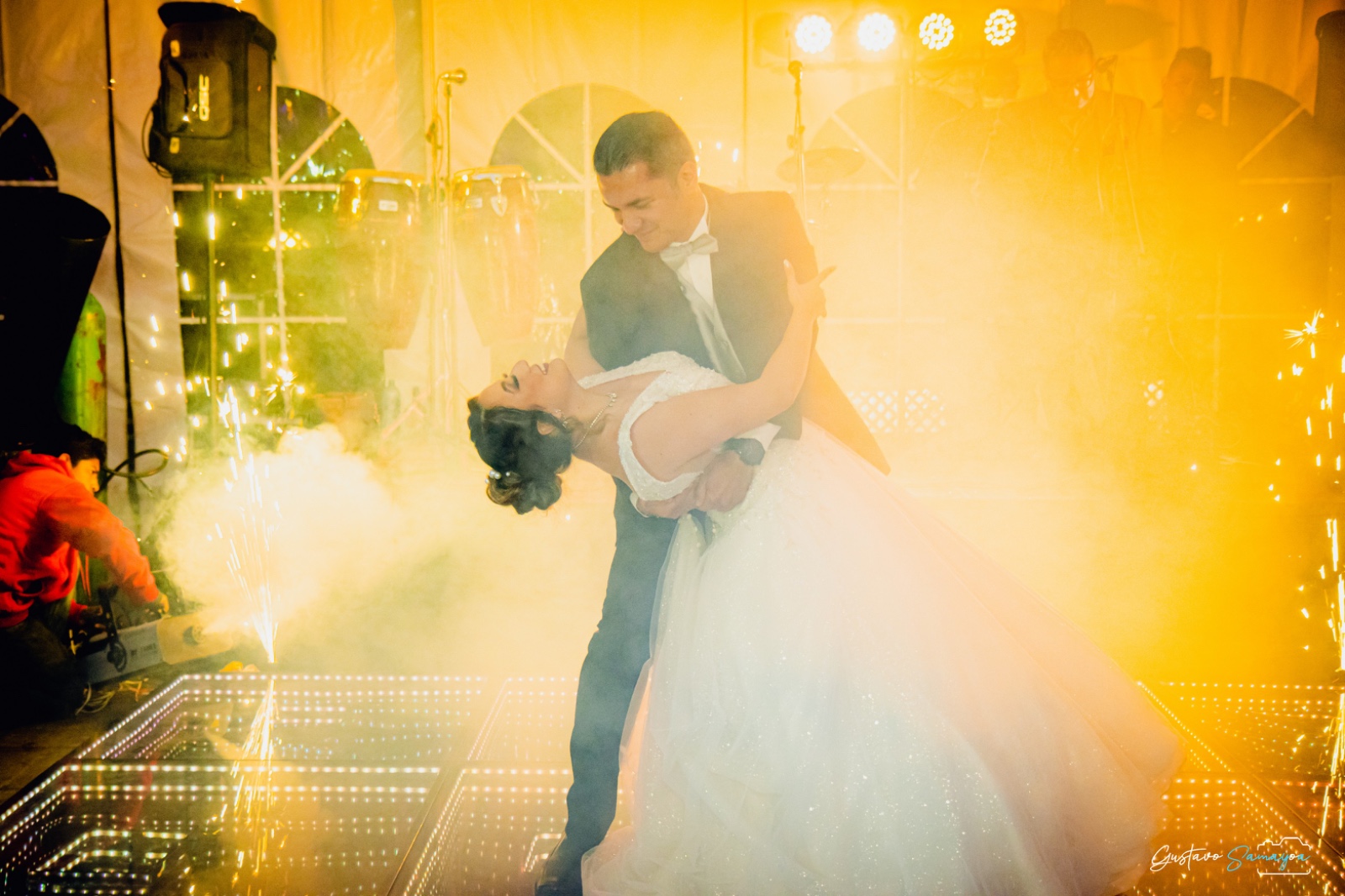 XV años — pareja en pista